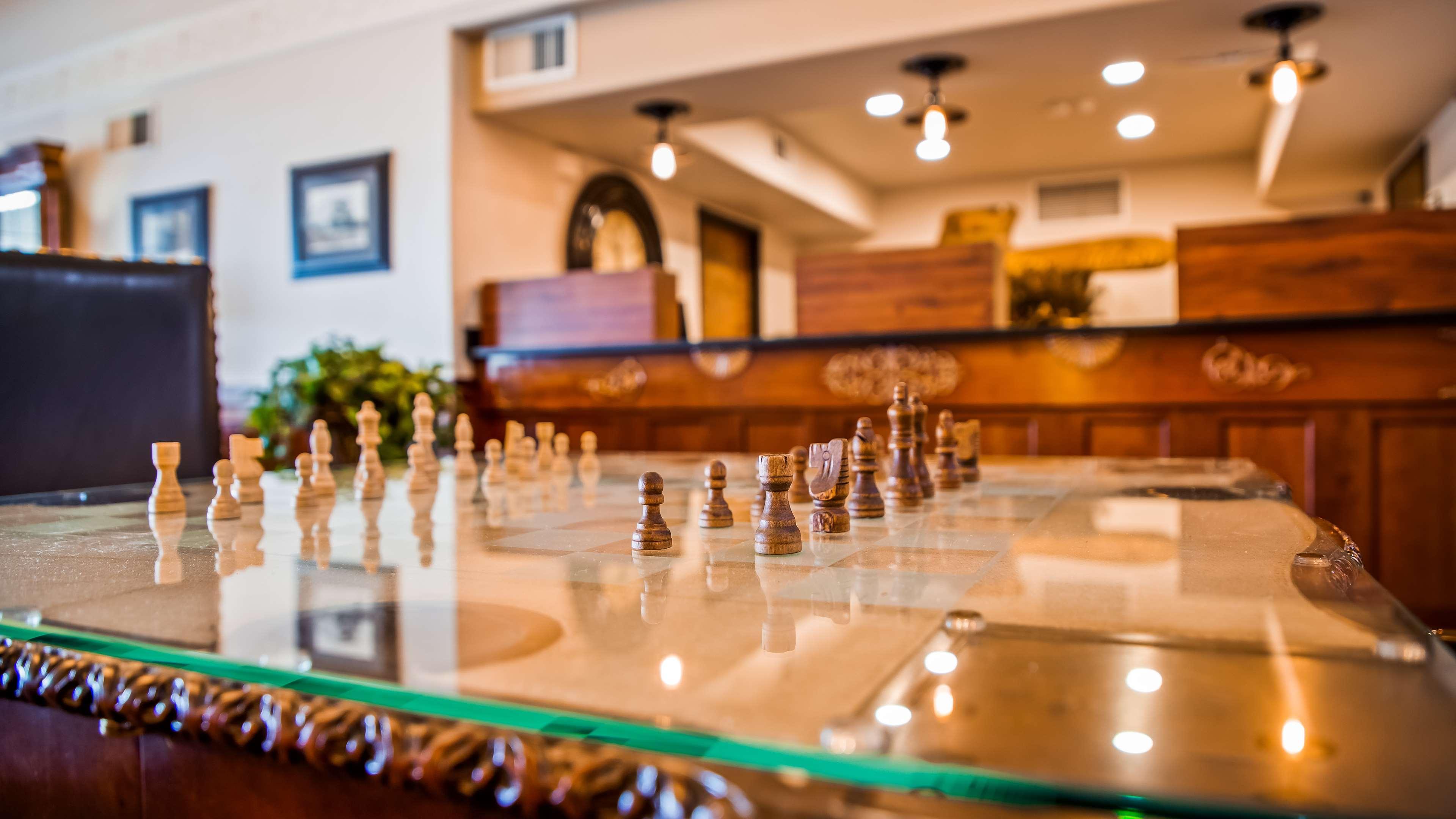 Western Newberry Station Hotel 3*