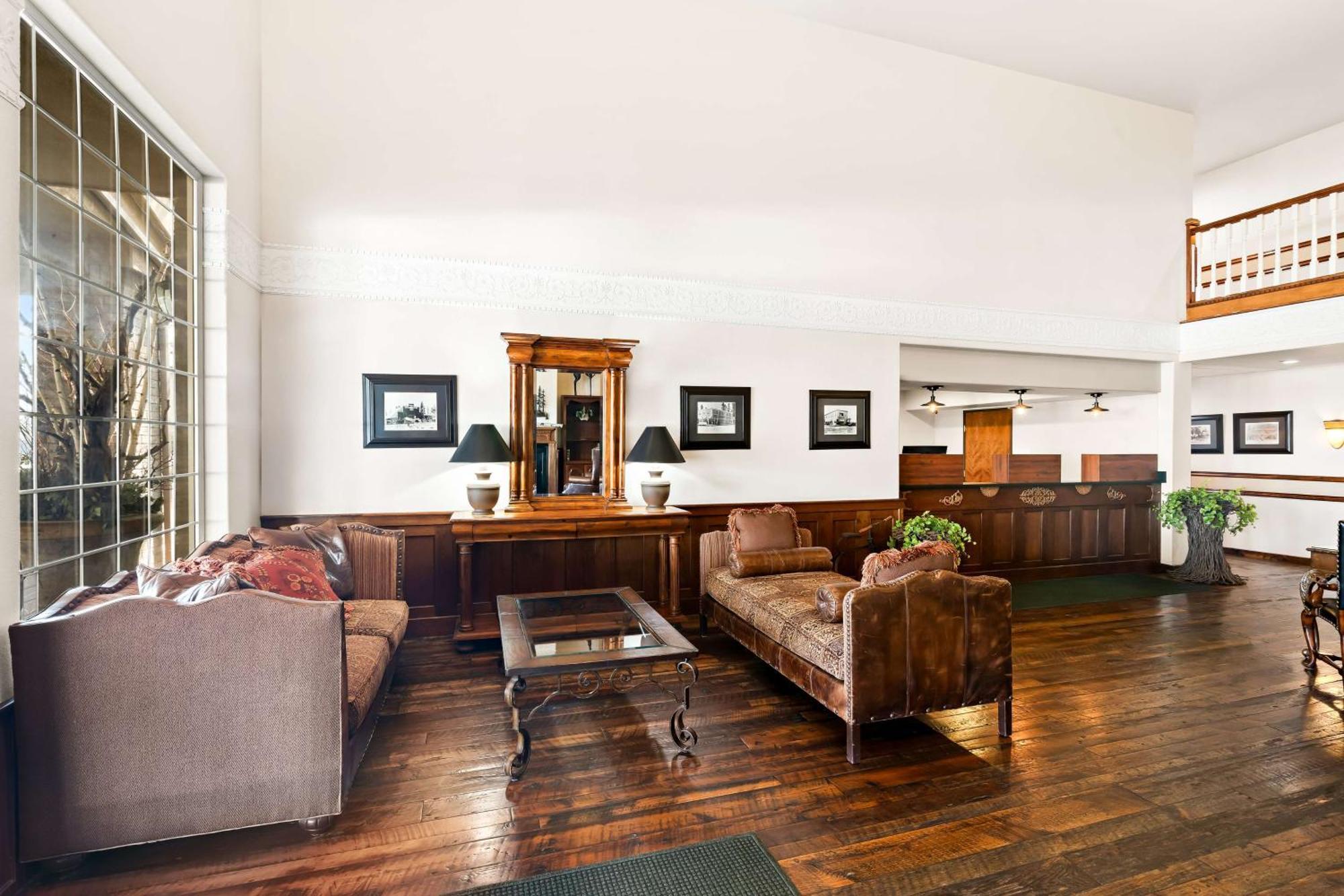 Western Newberry Station 3* La Pine