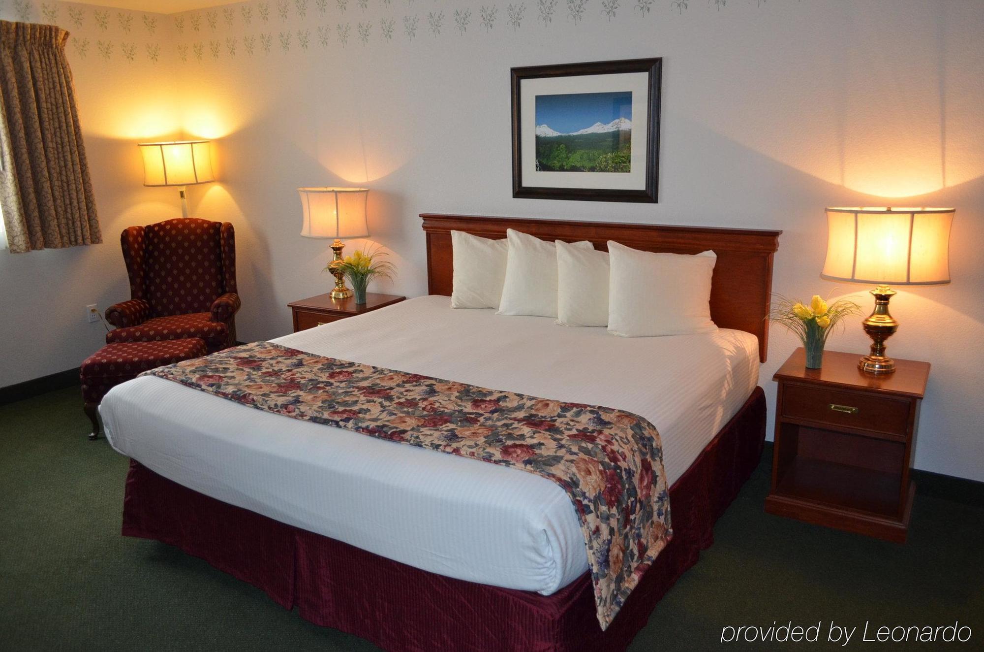 Western Newberry Station Hotel